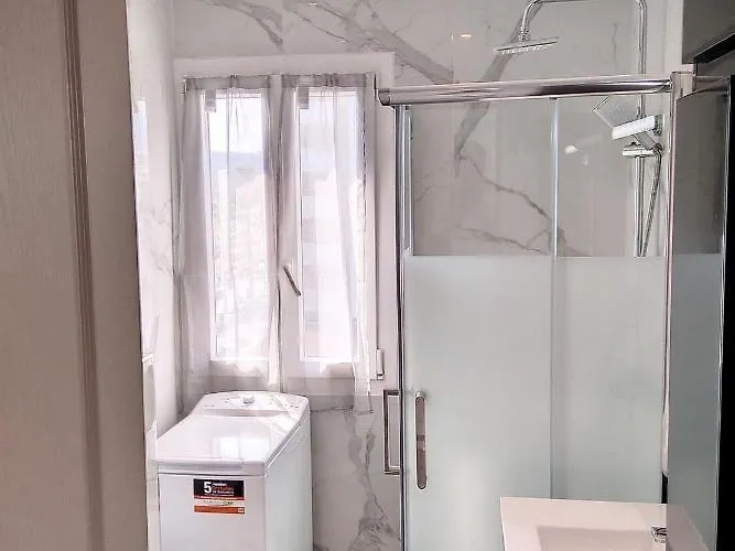 De La ז'ואן-לה-פינס